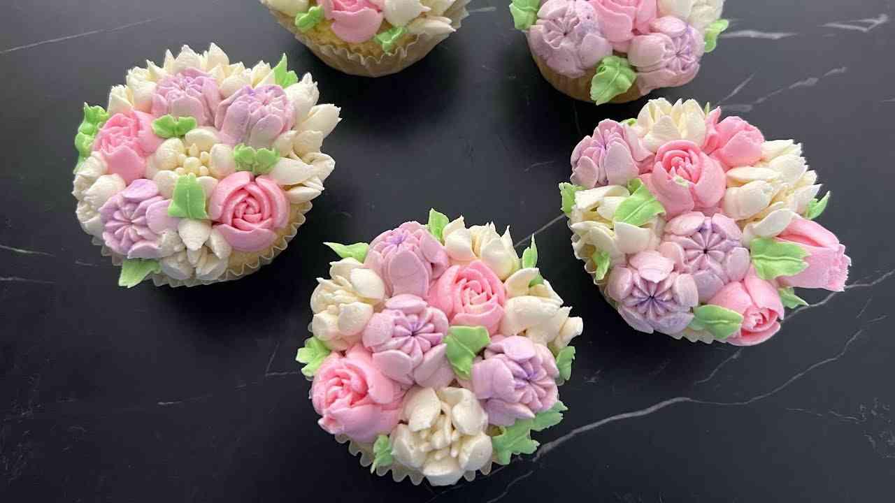 Dairy-Free Vanilla Cupcakes